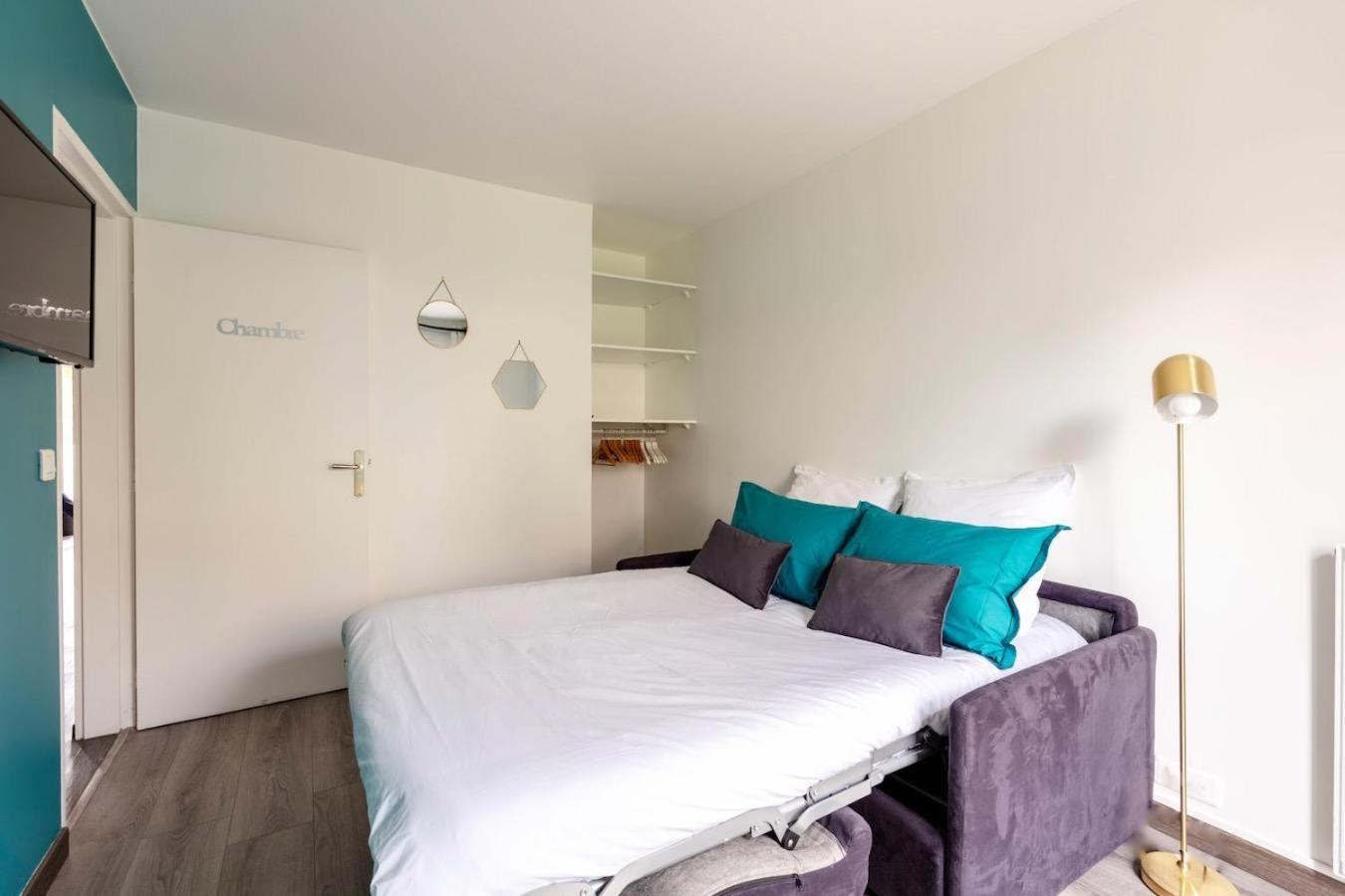 Charmant Refuge Avec Jardin, A 6 Minutes A Pied Du Metro Creteil L Echat-Lovely Retreat With Garden, Located A 6-Minute Walk From Creteil L Echat Metro Station Esterno foto