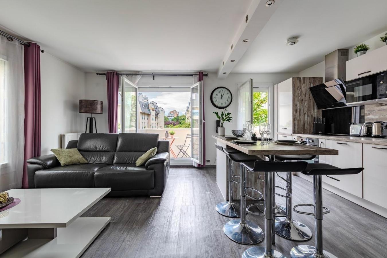 Charmant Refuge Avec Jardin, A 6 Minutes A Pied Du Metro Creteil L Echat-Lovely Retreat With Garden, Located A 6-Minute Walk From Creteil L Echat Metro Station Esterno foto