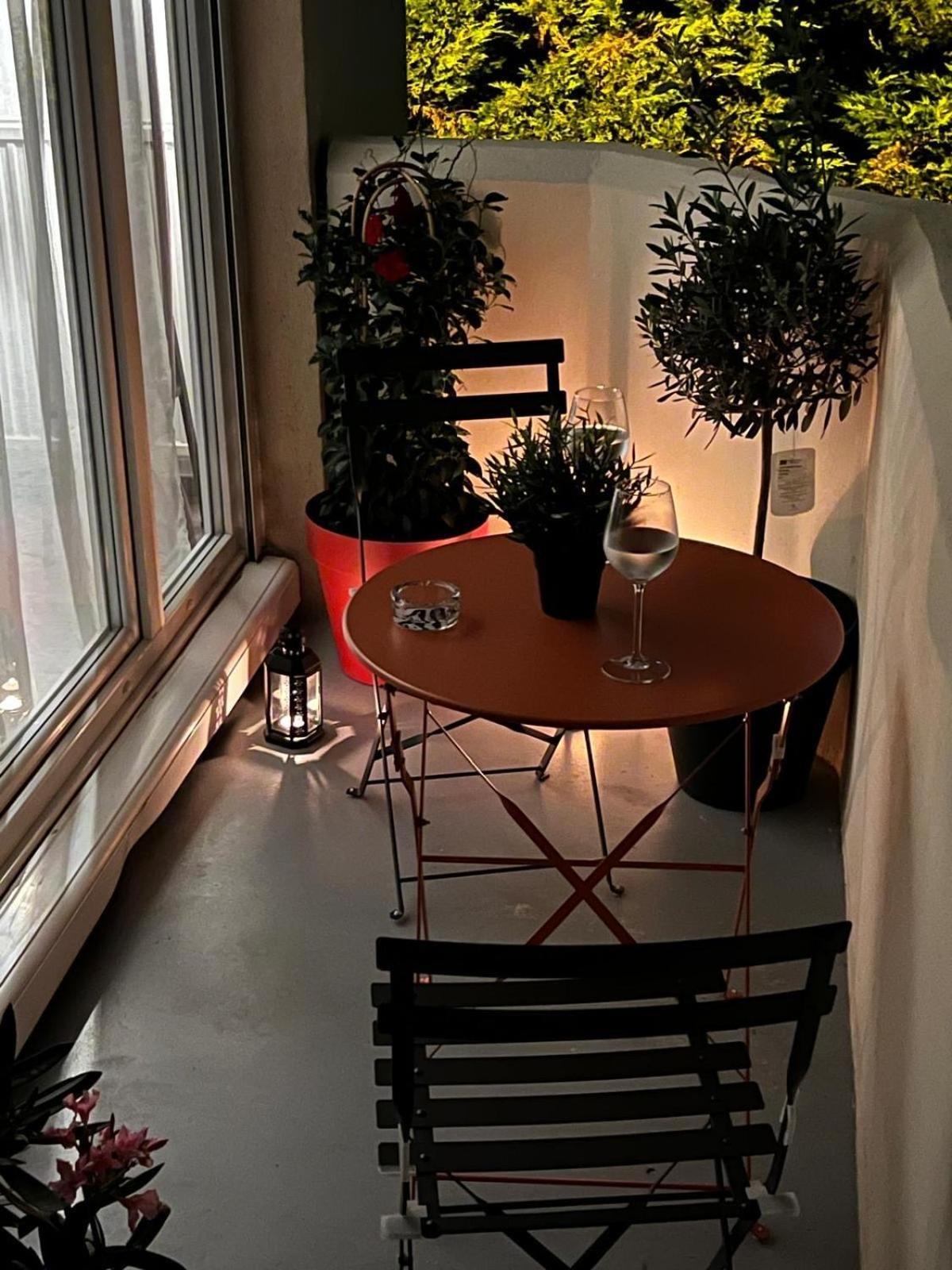 Charmant Refuge Avec Jardin, A 6 Minutes A Pied Du Metro Creteil L Echat-Lovely Retreat With Garden, Located A 6-Minute Walk From Creteil L Echat Metro Station Esterno foto